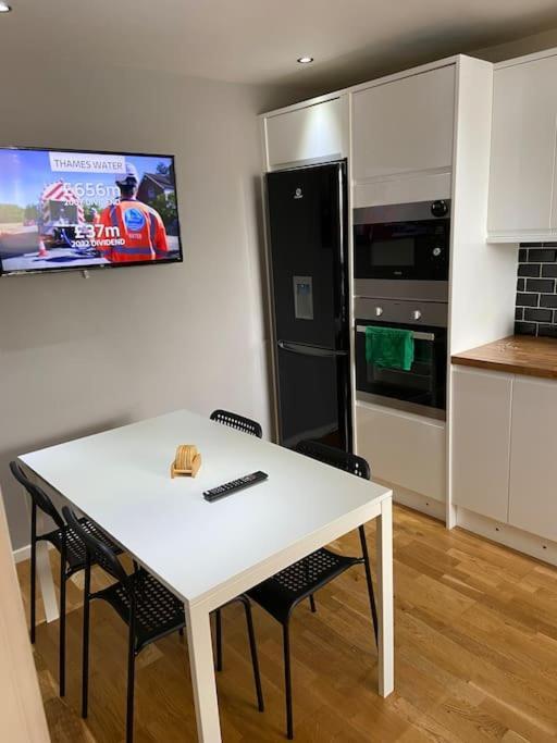 Garland Way 2 Bed House Sheffield Free Parking 5 Min From M1 Vila Mosborough Exterior foto