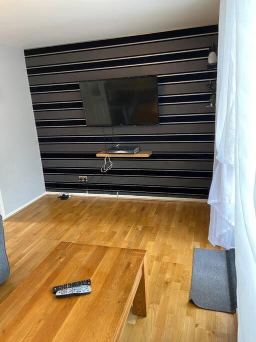 Garland Way 2 Bed House Sheffield Free Parking 5 Min From M1 Vila Mosborough Exterior foto